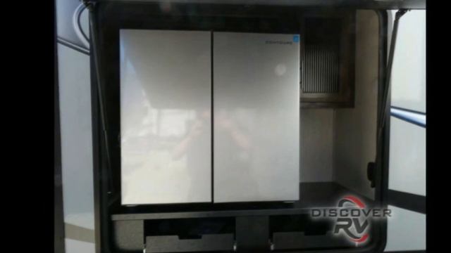 2020 Forest River RV Cherokee Arctic Wolf Suite 3550 - Lo... смотреть онлайн