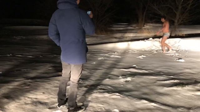 ПРЫЖОК В СНЕГ [Возвращение] смотреть онлайн