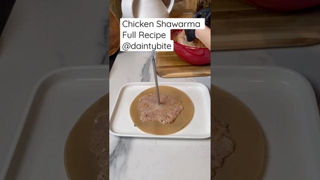 I Made Restaurant Style Chicken Shawarma at Home #chickenrecipe #shawarma #shawarmamaking смотреть онлайн