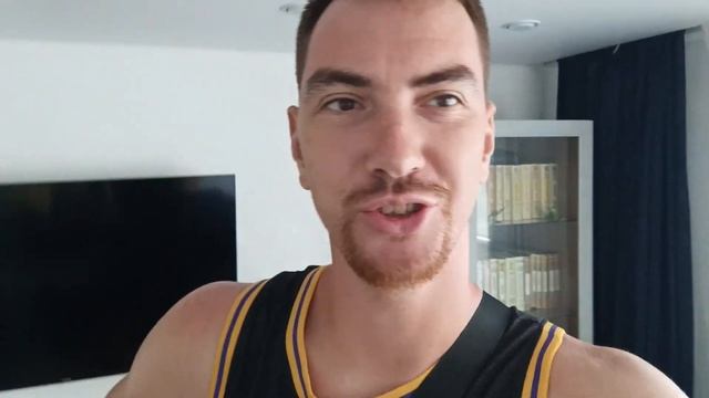 За сутки до отпуска🥸 смотреть онлайн