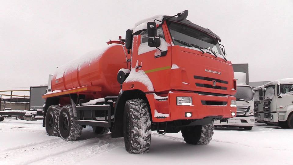 2024 КАМАЗ 43118 6х6 ВАКУУМНАЯ МАШИНА. Обзор (интерьер, экстерьер, двигатель).
