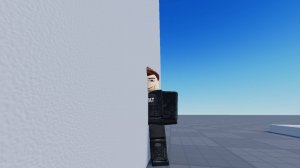 Как сделать прозрачную стену в Roblox studio???