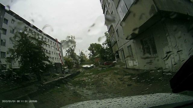 Въехала в гараж :):):)