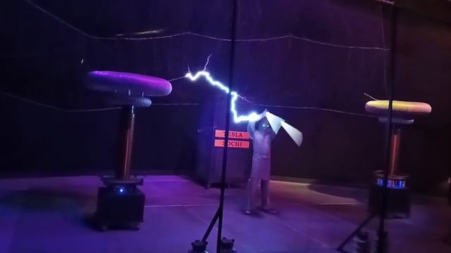 музыка из катушки тесла смотреть онлайн