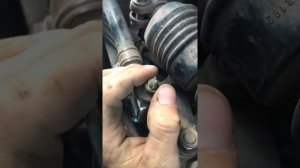 Стук и дребезг снизу на калине , Гранте.