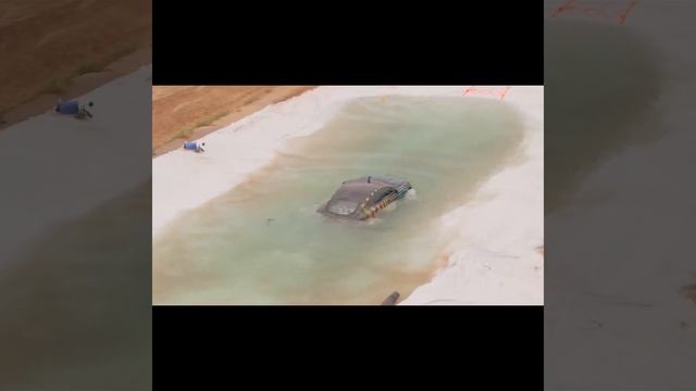 Tesla Model S Plaid: Умеет ездить под водой!
