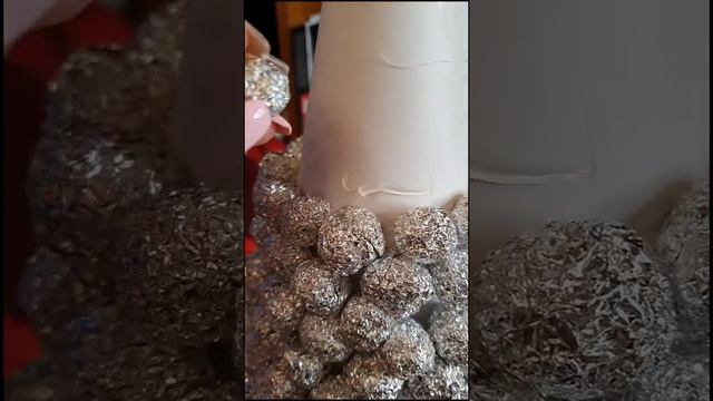 ёлка из фольги