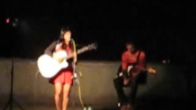 KT Tunstall -I want you Back Cover смотреть онлайн