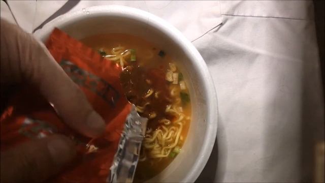 辛辛魚｜寿がきやのカップラーメン 【ラーメン好き動画】 ：ぬふふ.com смотреть онлайн