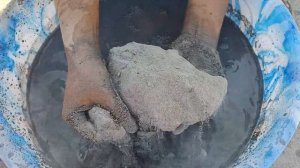 DUKE ASMR 🤤🌪️Pure Cement  Powdery Chunks dipping Crumble on Water 😍 🌊 very Satisfying 😌