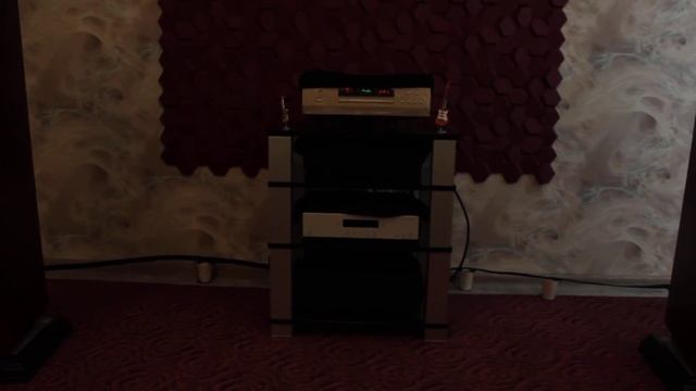 Legacy Signature SE + Aesthetix + Accuphase смотреть онлайн