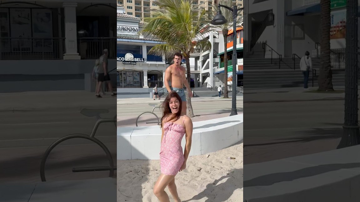 Девушка соска и сестры Сексуальность