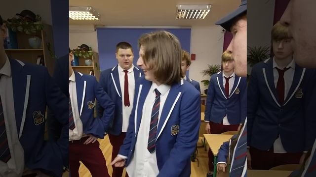 2_5397887246613372518.MP4