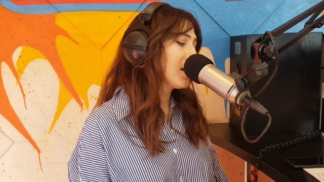 “Save Me”, The Parakit (feat. Alden Jacob) cover. Live. Рубрика «Наташа, давай!» от 10.04.20 смотреть онлайн