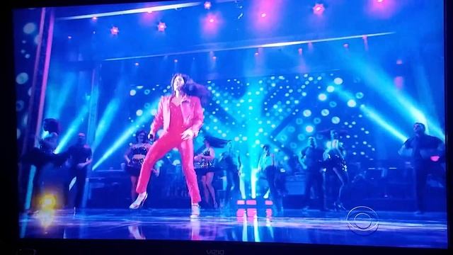 The 40th Annual Kennedy Center Honors , On Your Feet Tour Pays Tribute to Gloria Estefan смотреть онлайн