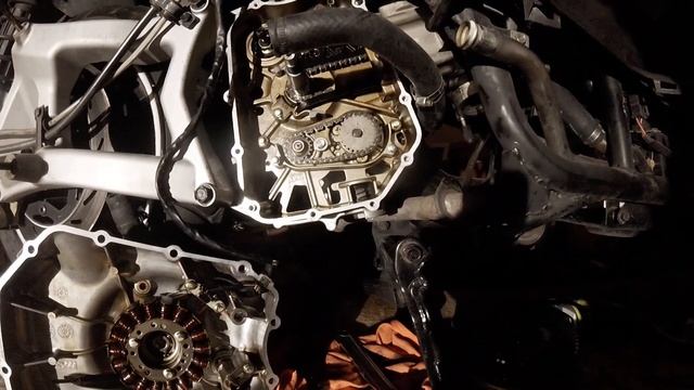 Sym Maxsym 400 stary łancuszek pompy old oil pump chain смотреть онлайн