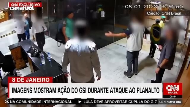 Gonçalves Dias não traiu Lula; ex-GSI não teve tempo de trocar estrutura de Bolsonaro | Kotscho смотреть онлайн