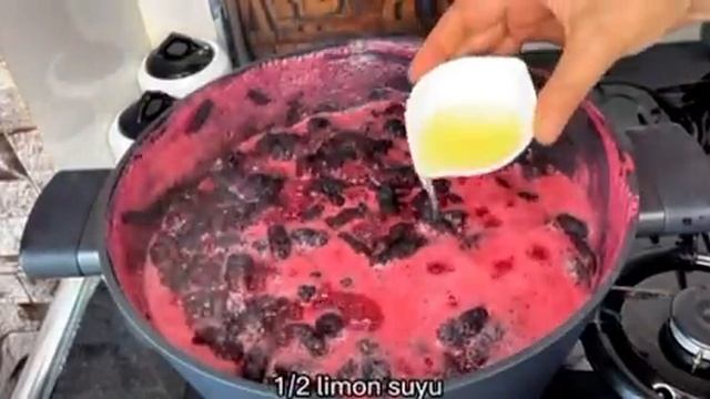 Tane Tane Tam Kıvamında Karadut Reçelini Mutlaka Böyle Yapın🌞Karadut Reçeli Nasıl Yapılır смотреть онлайн