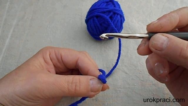 Як правильно підібрати гачок та пряжу. В'язання ланцюжка з повітряних петель смотреть онлайн