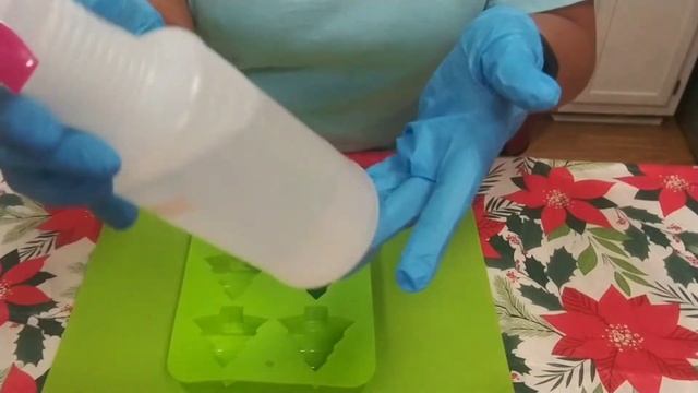 Melt And Pour Soapmaking + Christmas Themed Soap + Christmas Tree Soap смотреть онлайн