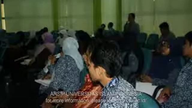 SEMINAR MENGEMBANGKAN ILMU DENGAN PARADIGMA di FPSB UII part. 5.avi смотреть онлайн