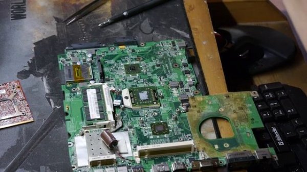 Restori.ru Acer 6530G Выключается. Диагностика.