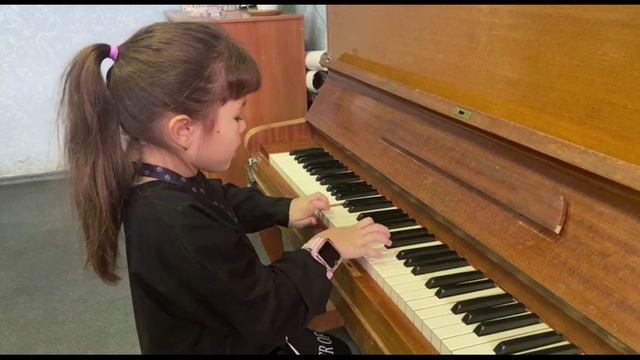 И.Королькова Помощница. Исп. Заляутдинова Эвелина смотреть онлайн