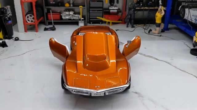 1/18 Scale 1969 Corvette Stingray Coupe diecast by Hotwheels смотреть онлайн