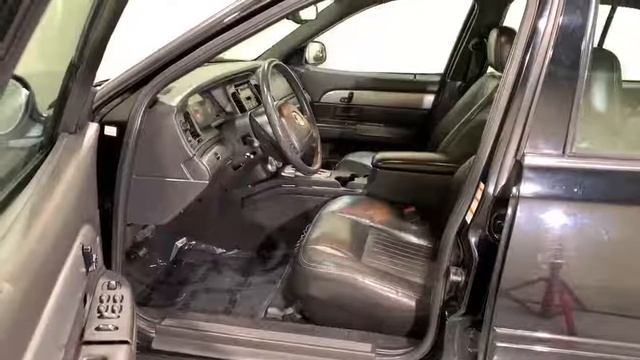 2003 Mercury Marauder Base смотреть онлайн