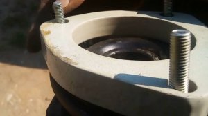 Передние проставки на Джили МК кросс установка.