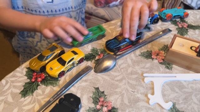 Hot wheels машинки 15(33) смотреть онлайн
