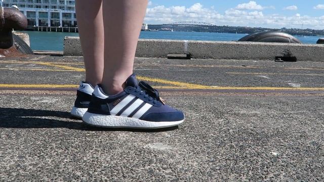 ADIDAS Iniki Runner Boost Navy смотреть онлайн