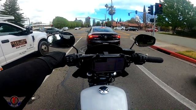 How To Make MONEY Riding A MOTORCYCLE смотреть онлайн