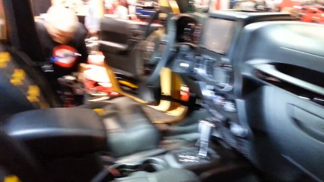INSANE 4 Door Jeep Wrangler on 24s with 40" tires CUSTOM PAINT INTERIOR AND MUSIC смотреть онлайн