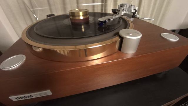 Vynil(3) played by GE VT-25 Push pull power tube amplifier смотреть онлайн