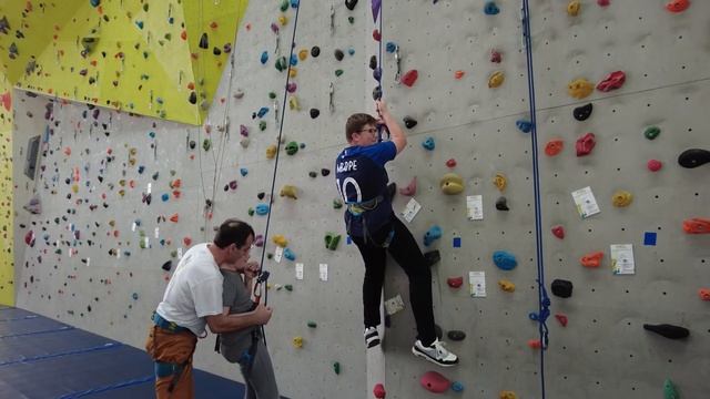 animation sport santé escalade au Neubourg escalade club (NEC) le 24 avril 2022 смотреть онлайн