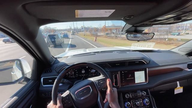 2024 GMC Yukon XL Denali Ultimate POV Test Drive (6.2 V8) смотреть онлайн