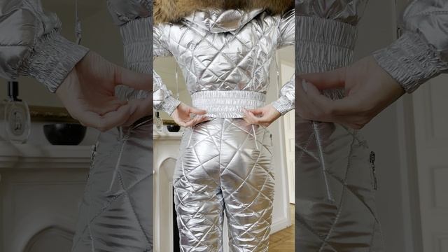 Серебристый