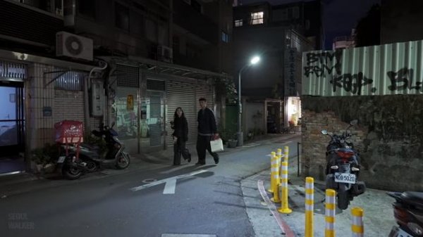 Christmas Night Walk Exploring Unique Zhongshan District Taipei ｜ TAIWAN ASIA TOUR