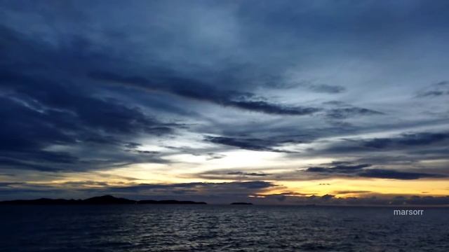 просто цвет заката - серо-жёлтый смотреть онлайн