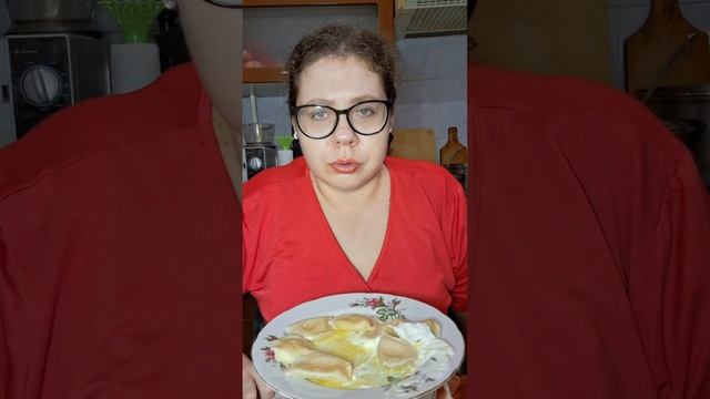 Мукбанг Вареники с соленым творогом смотреть онлайн