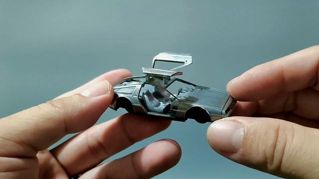 CUSTOM HOT WHEELS DELOREAN