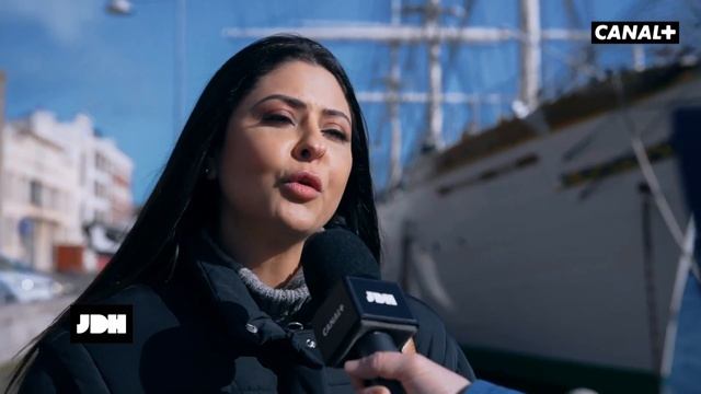 Mariska -  Reportage Autour D'une Star Du X - Rayon X