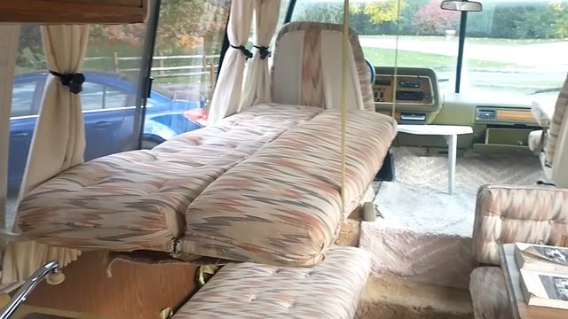 GMC Motorhome, Early 1977