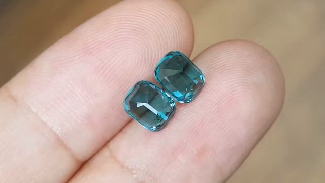 Royal Indigo Tourmaline 2.58 cts / 2 pcs смотреть онлайн