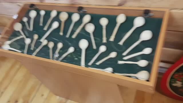 Такое количество ложек мало кто видел смотреть онлайн