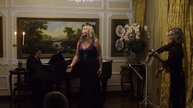 Elena Nekrasova and Anna Semenenko play "Romance from the Days of the Turbins" by V. Basner смотреть онлайн