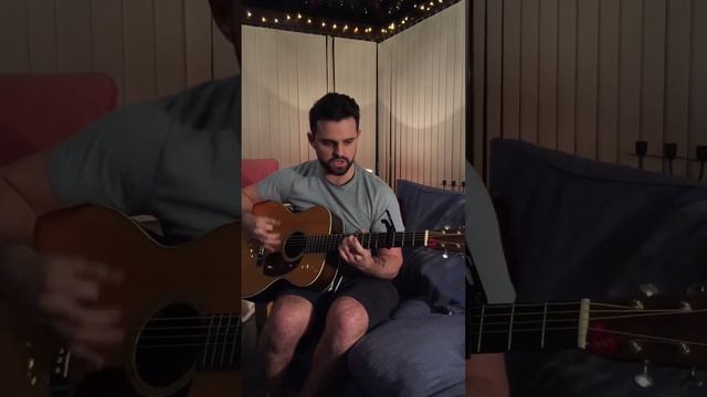 Under Pressure - David Bowie & Freddie Mercury (short acoustic cover) смотреть онлайн