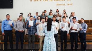 Пение  хора - "Помоги мне Господи"