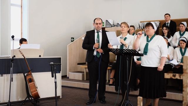 Ты думаешь, легко было Христу. Пение трио. смотреть онлайн